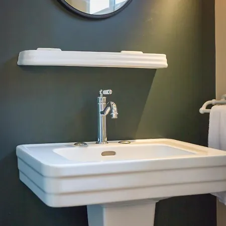 Bob Surprenante Maison Avec Parking En Centre ルーアン