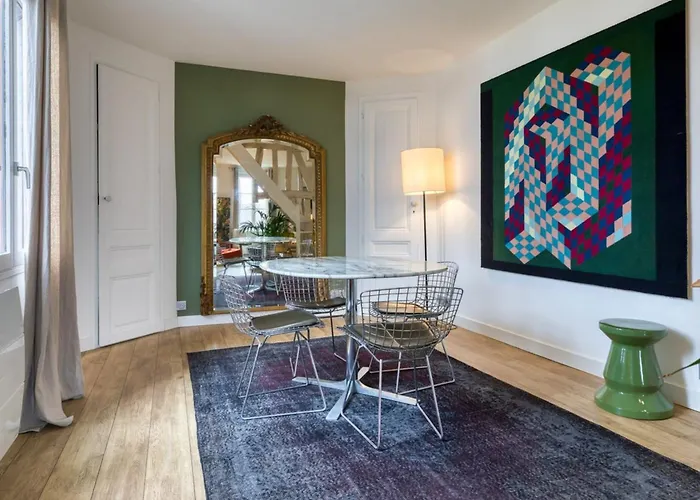 Bob Surprenante Maison Avec Parking En Centre *